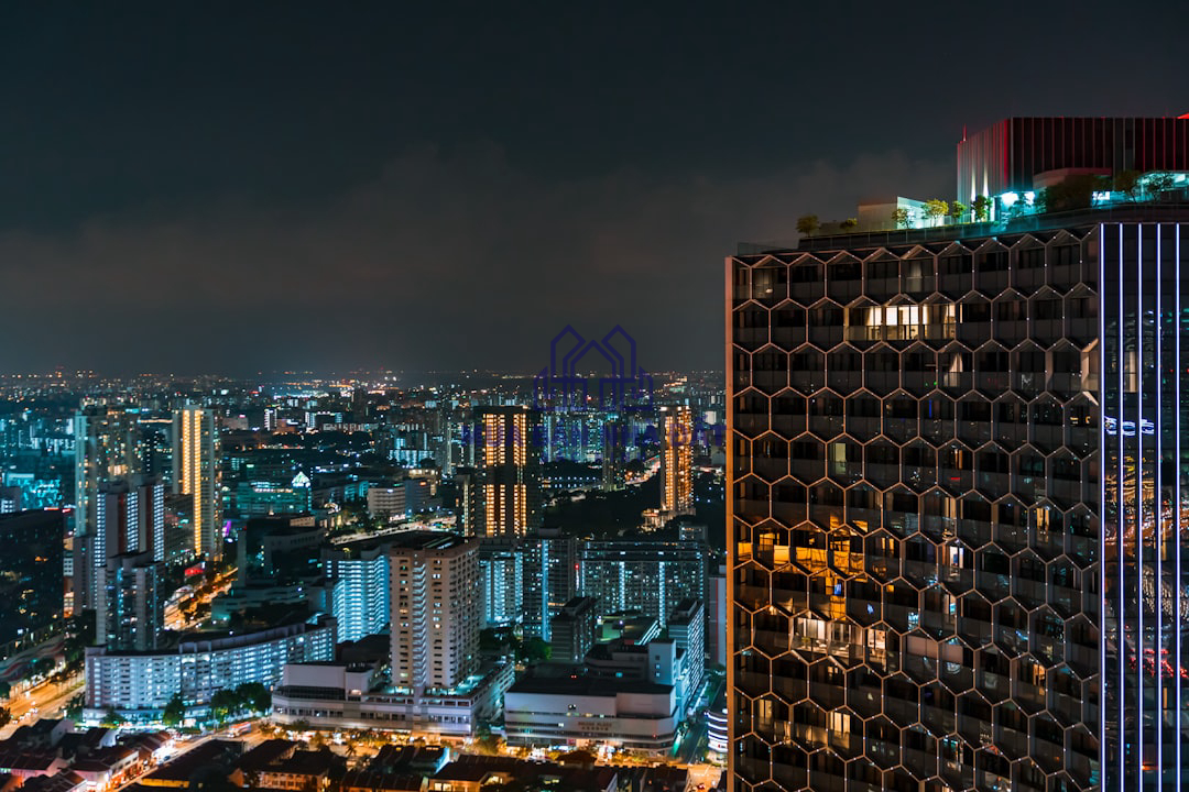 Thứ trưởng Bộ Tài chính Bùi Văn Khắng phát biểu tại cuộc họp